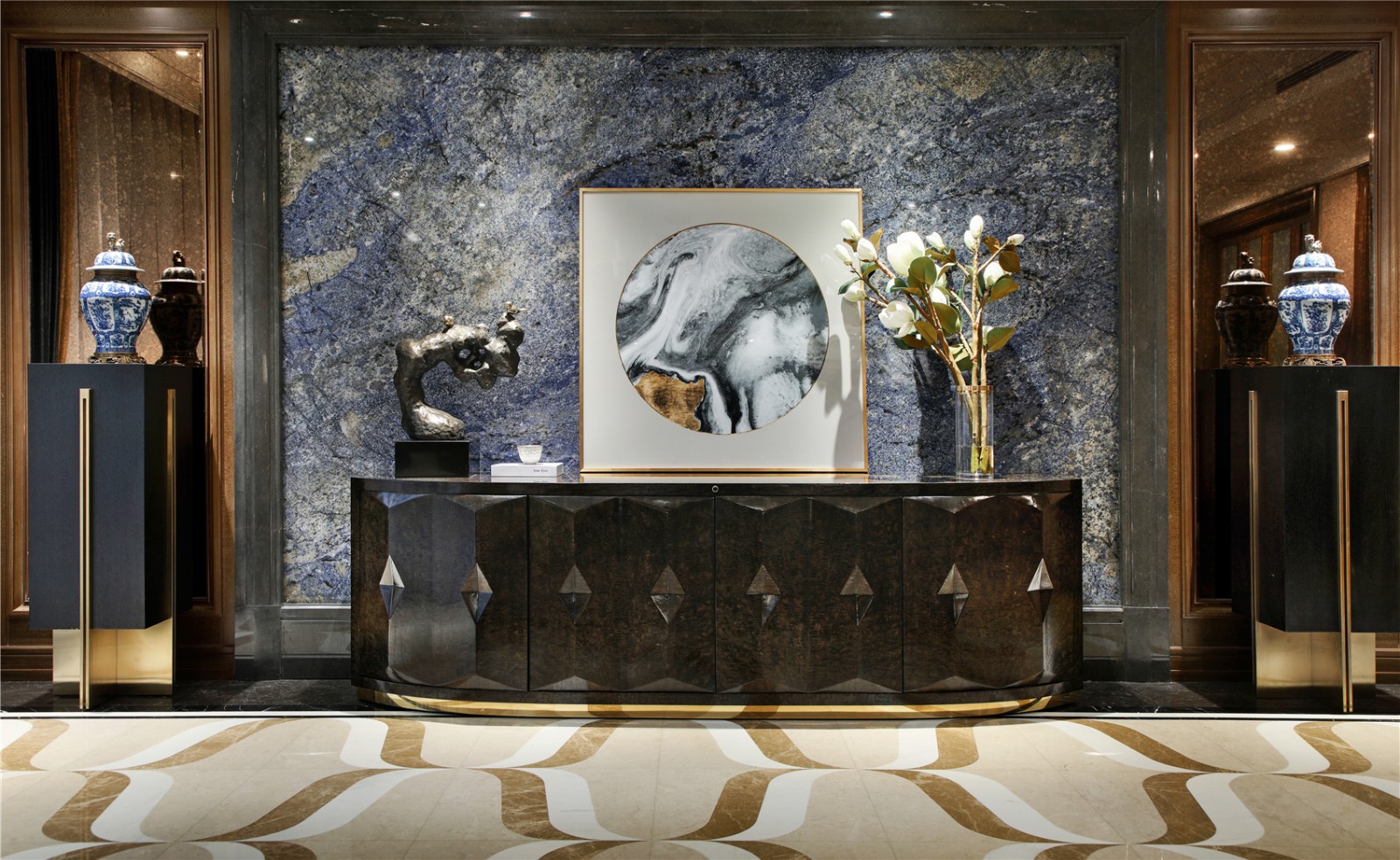 新中式风格家装设计平层室内装修效果图-餐厅餐边柜 新中式风格家装设计平层室内装修效果图-餐厅餐边柜