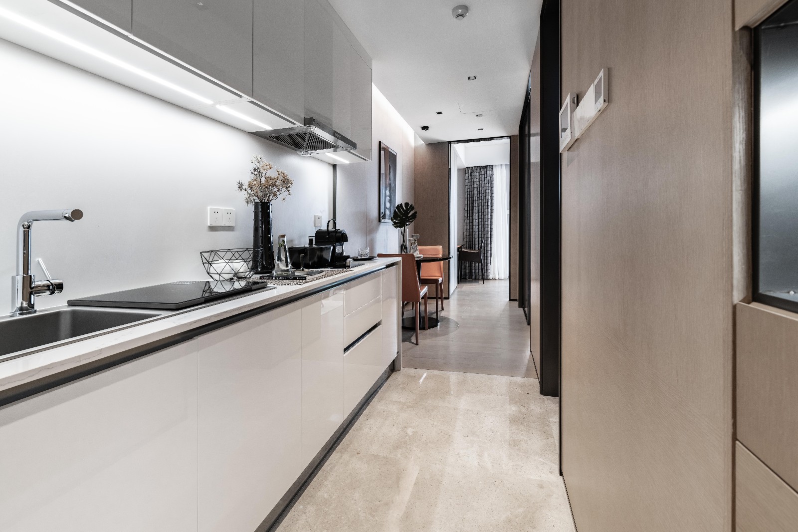 轻奢风格家装设计室内装修效果图-厨房 轻奢风格家装设计室内装修效果图-厨房